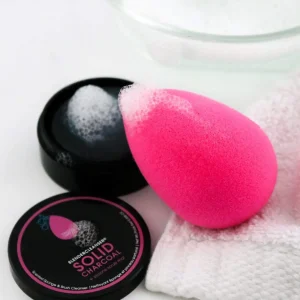 Penselenreiniger>The original beautyblender De Originele Beautyblender Blendercleanser Solid Charcoal