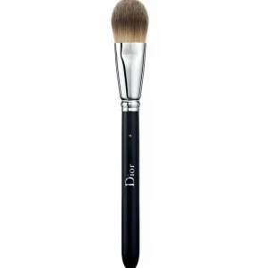 Foundationpenselen>DIOR Backstage Light Coverage Foundationkwast Nr. 11